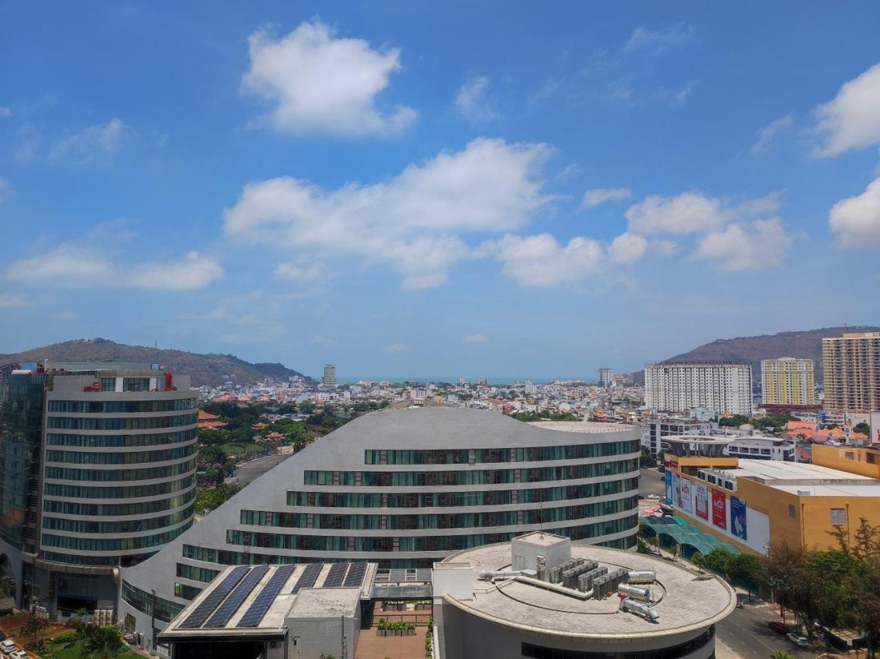 Infinity Pool Luxury Apartment The Song Вунгтау Экстерьер фото